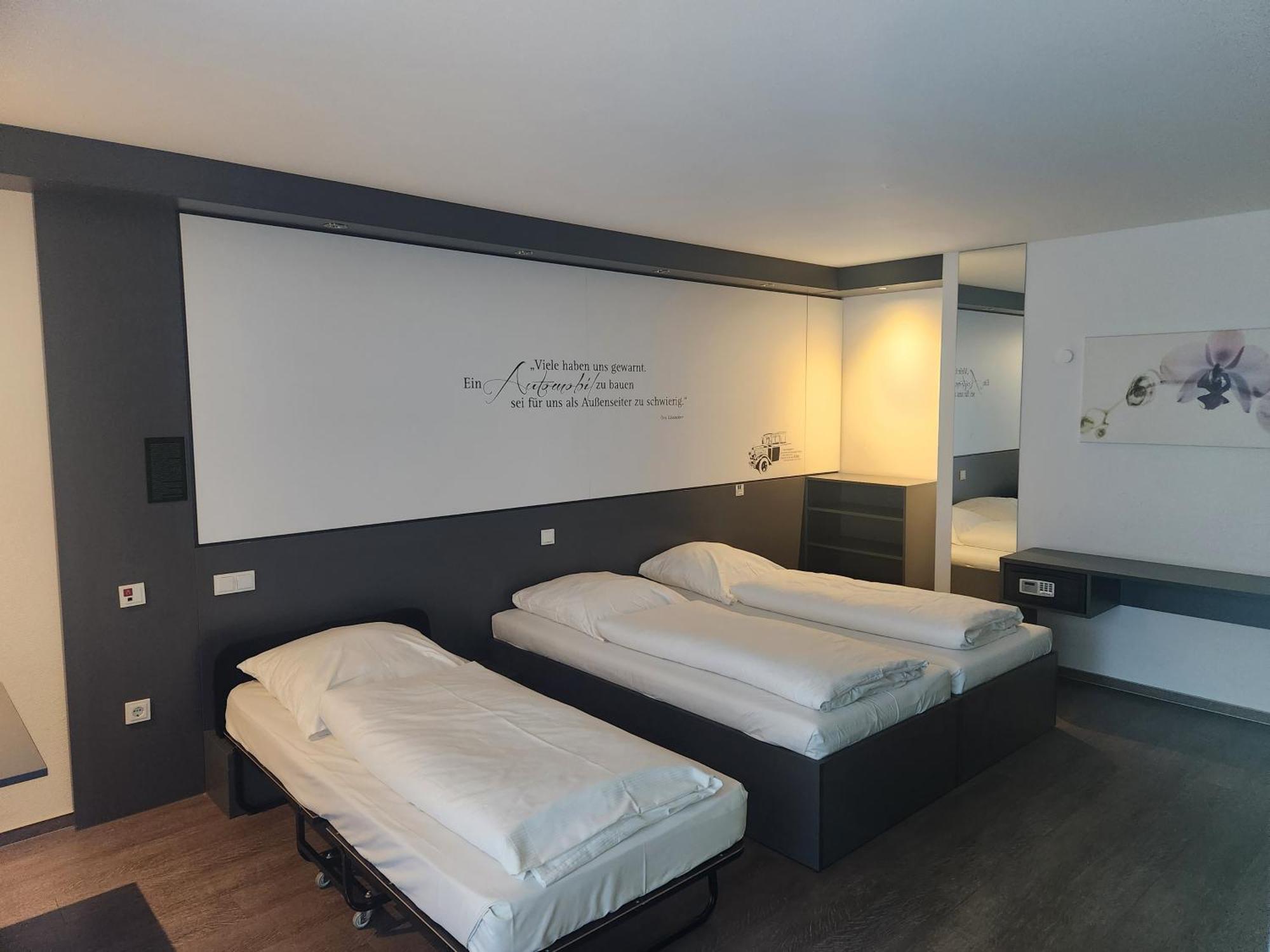 Economy-Hotel Ulm Eksteriør billede