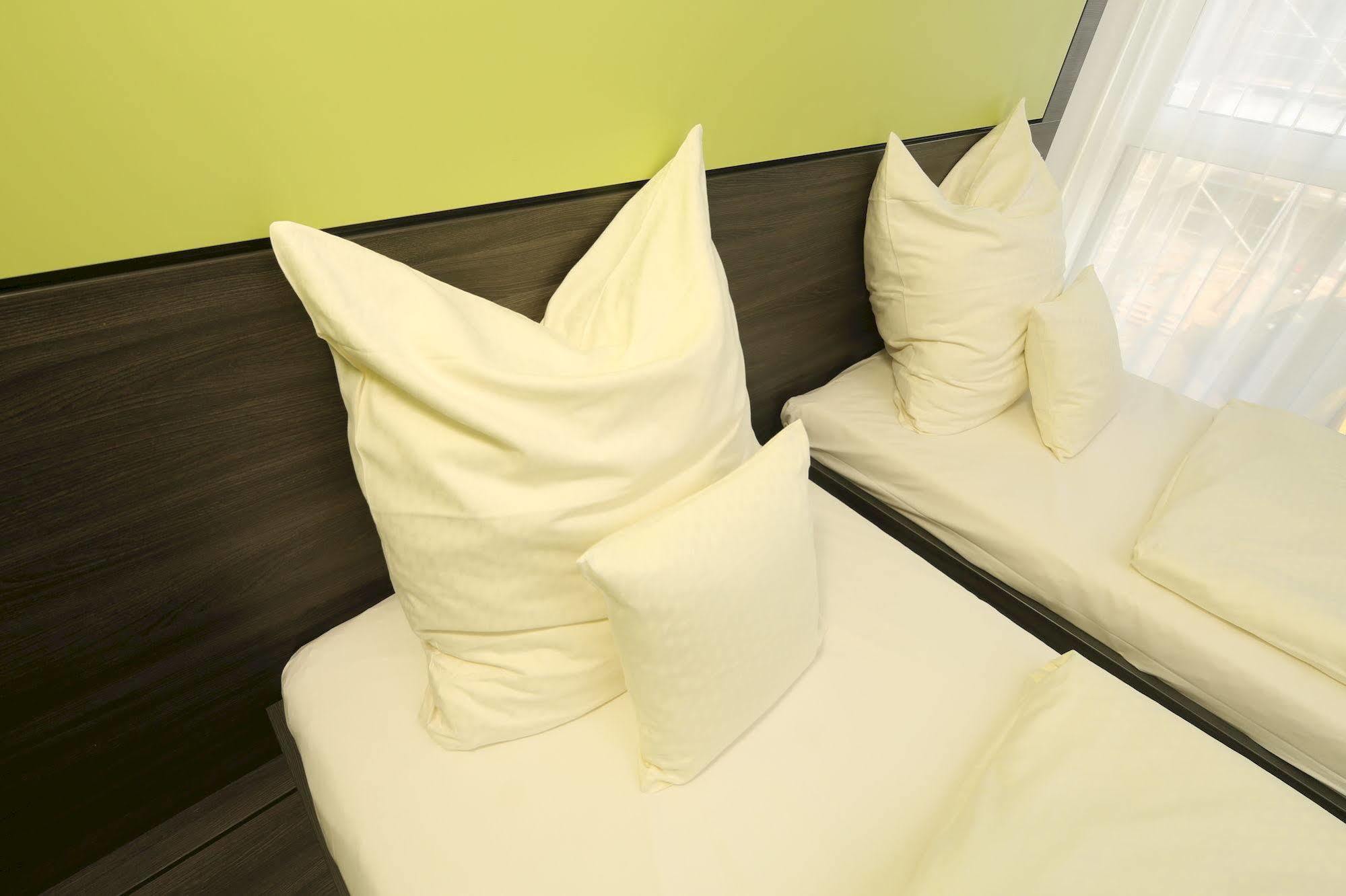 Economy-Hotel Ulm Eksteriør billede