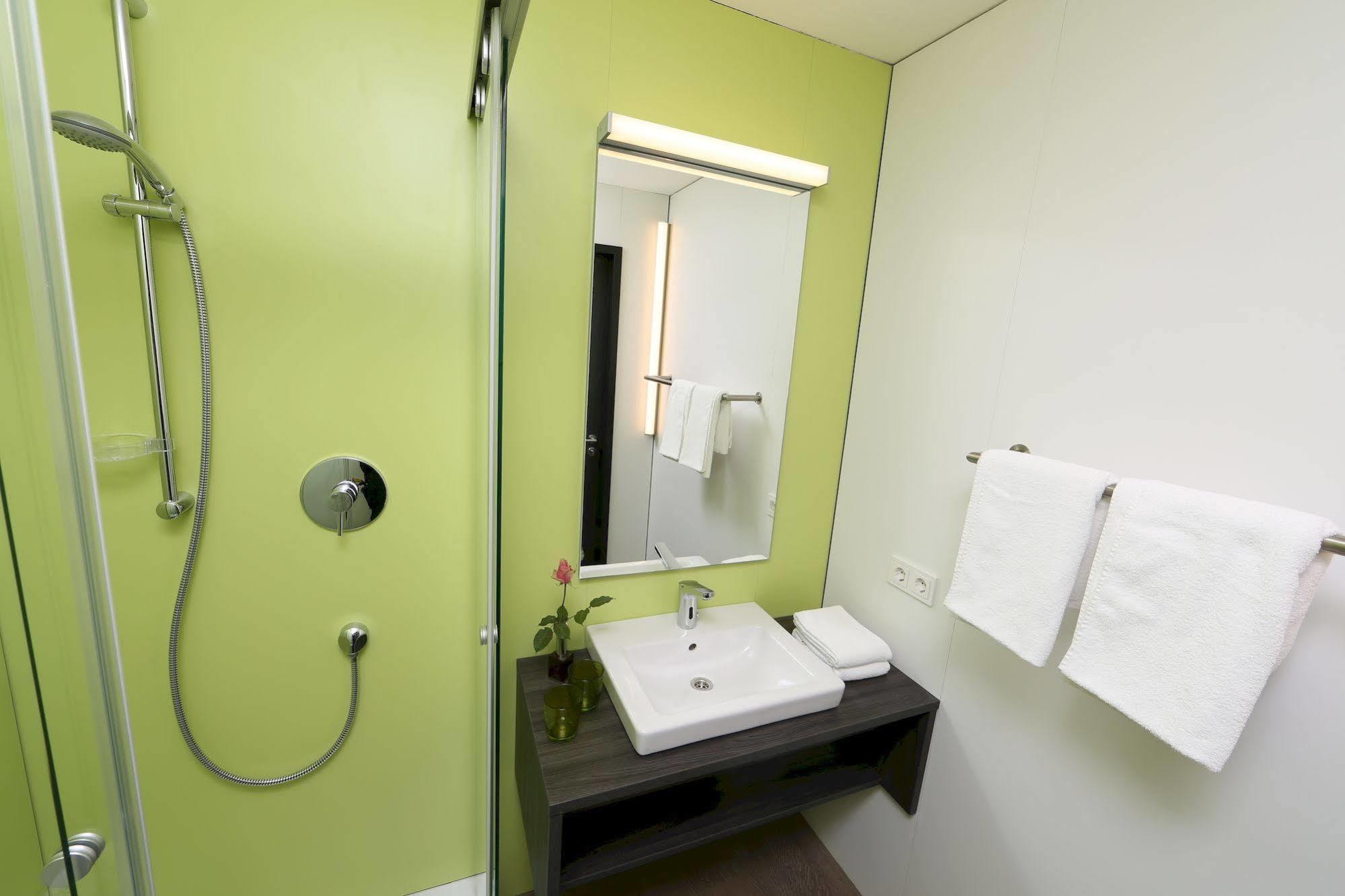 Economy-Hotel Ulm Eksteriør billede